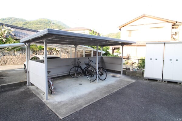 駐輪場