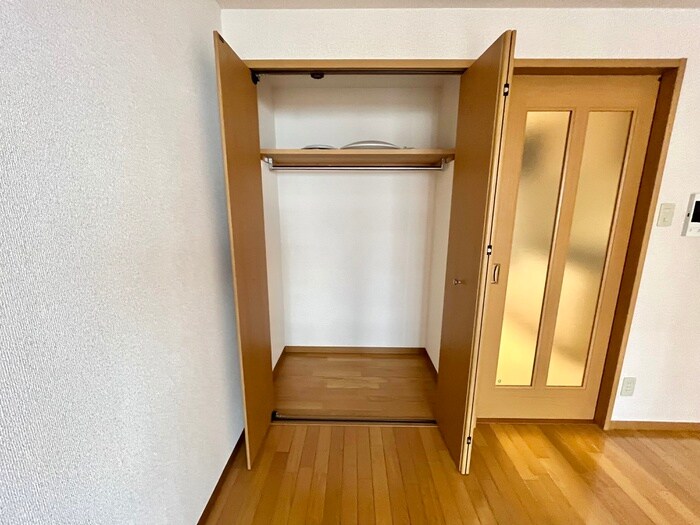 物件内観写真10　(収納)