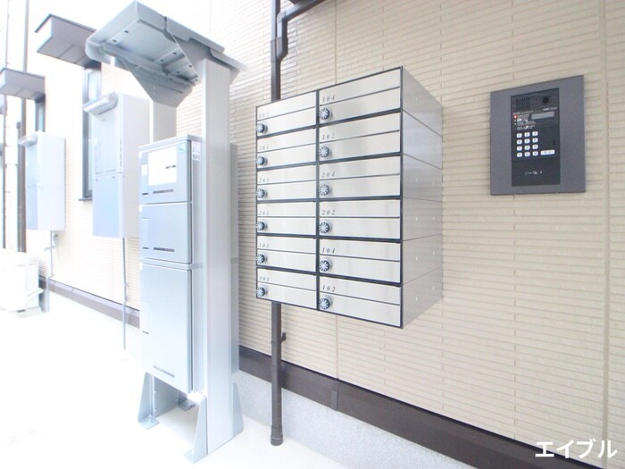 物件外観写真4　(建物設備)