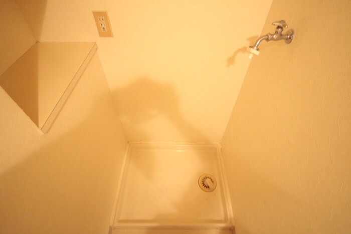 物件内観写真17　(洗濯機置場)