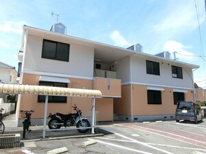 セジュール下桶　Ａ棟外観写真