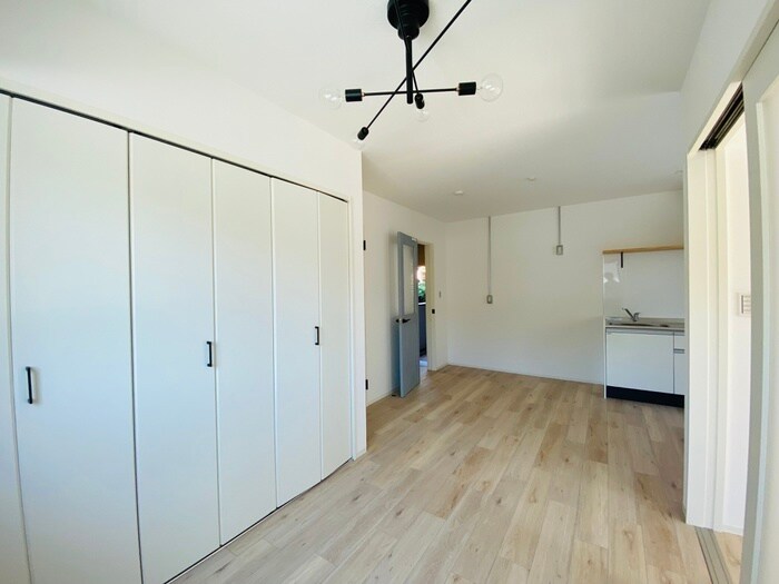 物件内観写真7　(居室)