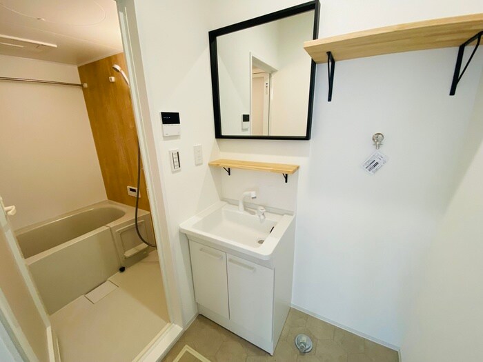 物件内観写真9　(洗面)