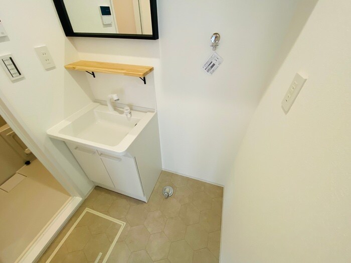 物件内観写真10　(洗濯機置場)