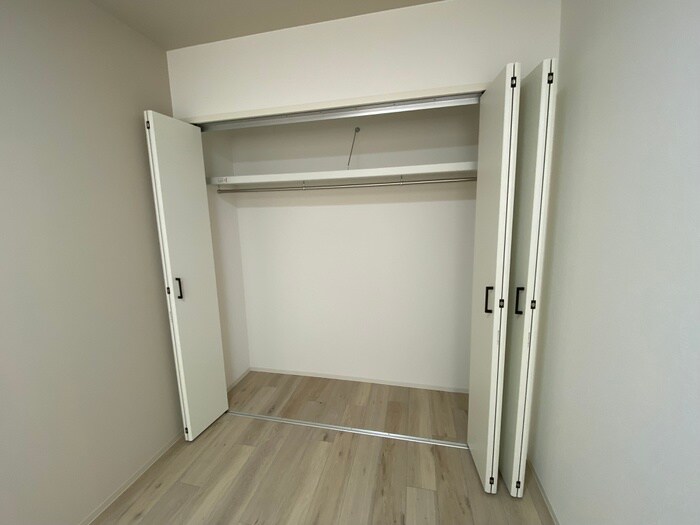 物件内観写真15　(収納)