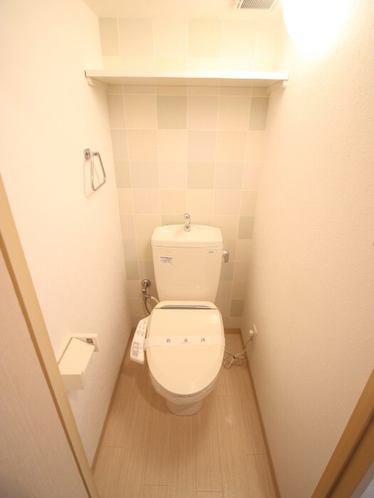 物件内観写真11　(トイレ)