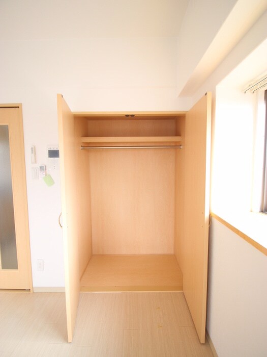 物件内観写真15　(収納)
