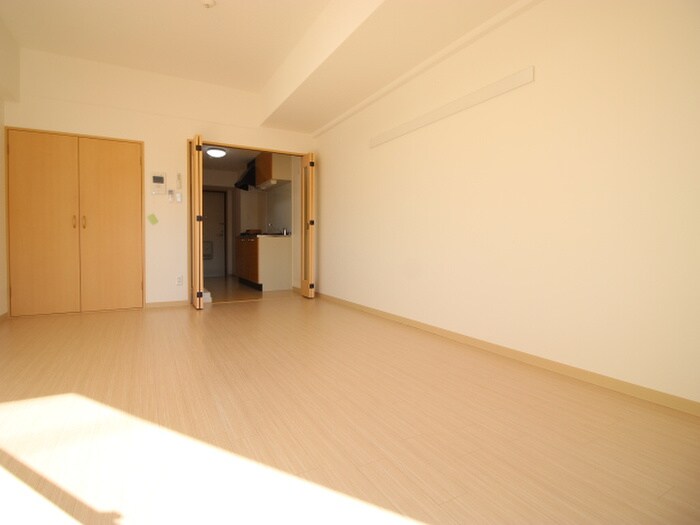 物件内観写真16　(室内からの展望)