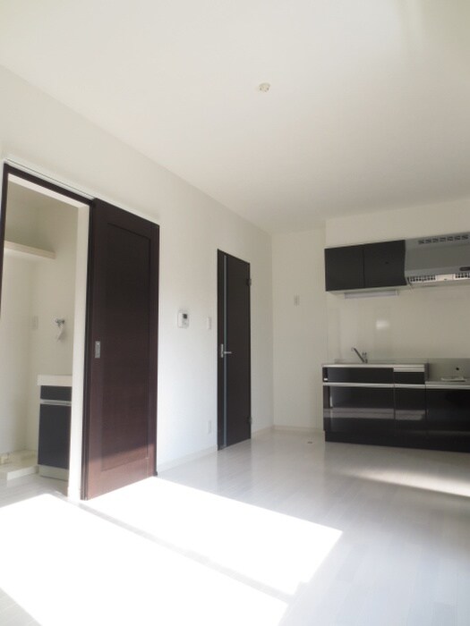 物件内観写真4　(居室)