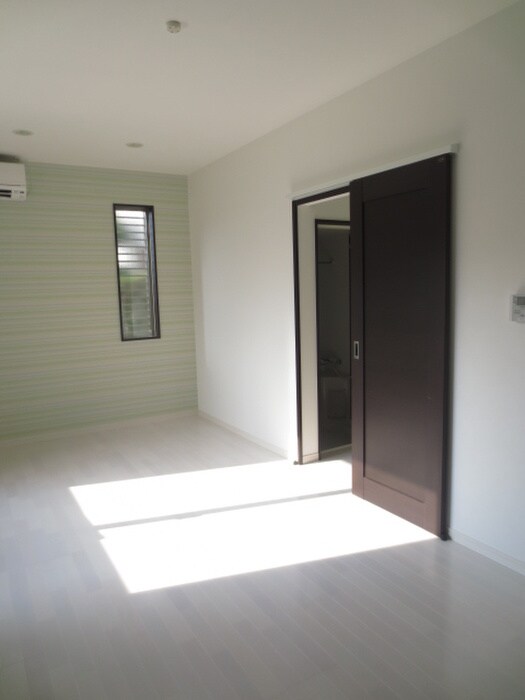 物件内観写真12　(居室)