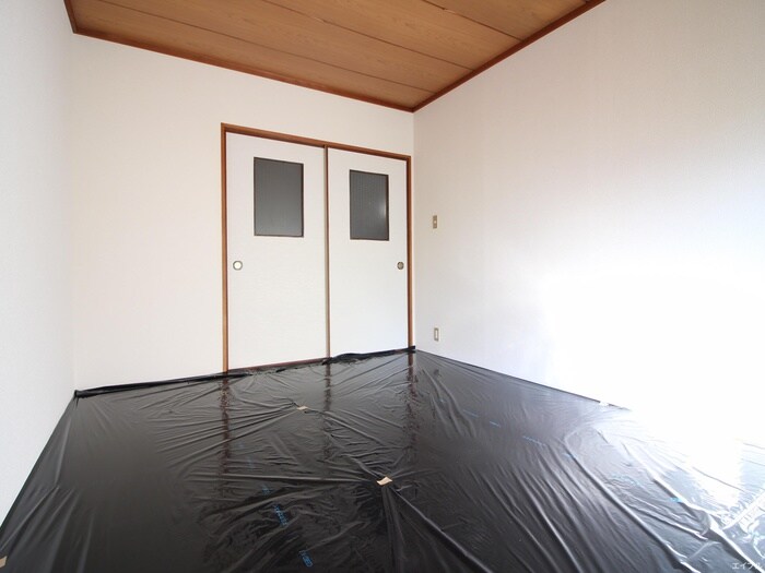 物件内観写真9　(居室)