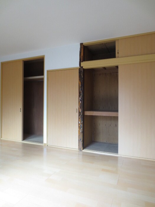 物件内観写真11　(収納)