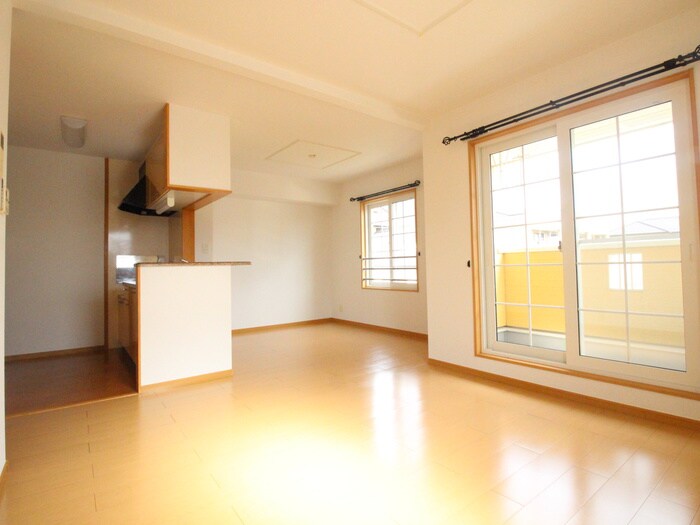 物件内観写真8　(居室)