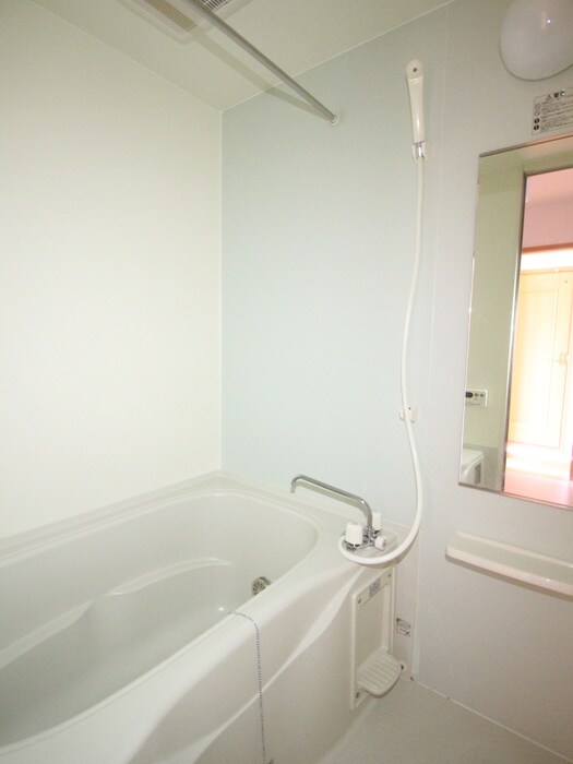 物件内観写真11　(バス／シャワールーム等)