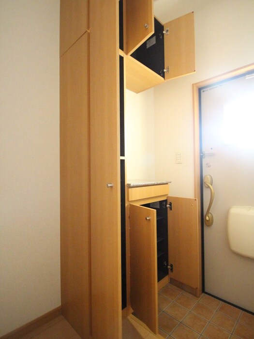 物件内観写真19　(靴箱)