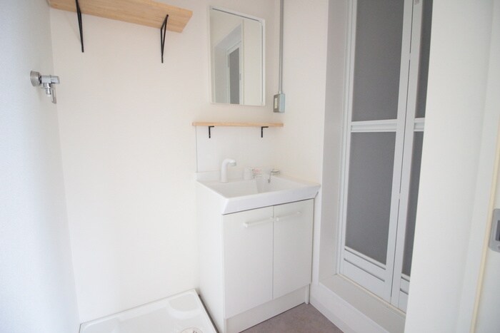 物件内観写真11　(洗面)