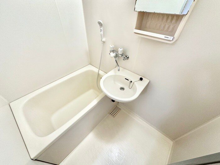 物件内観写真8　(バス／シャワールーム等)