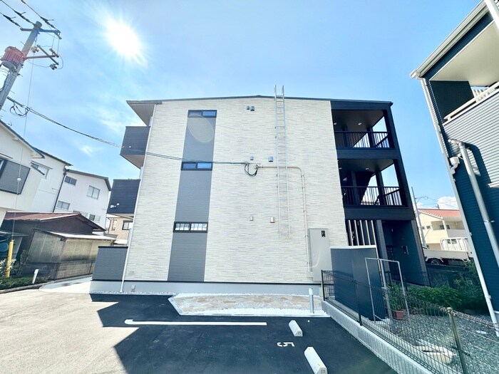 物件外観写真6　(外観写真)