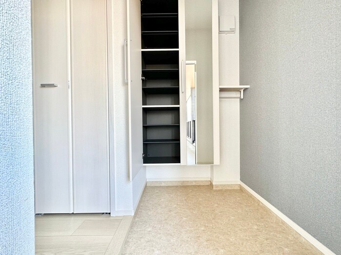 物件内観写真20　(靴箱)