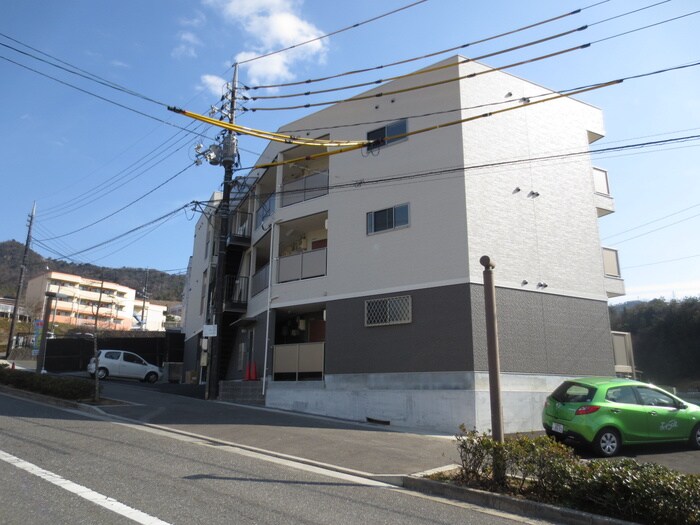 物件外観写真3　(外観写真)