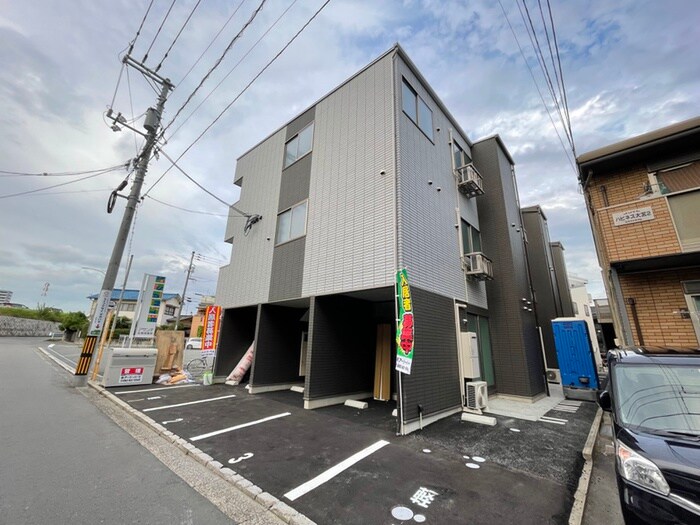 物件外観写真1　(外観写真)