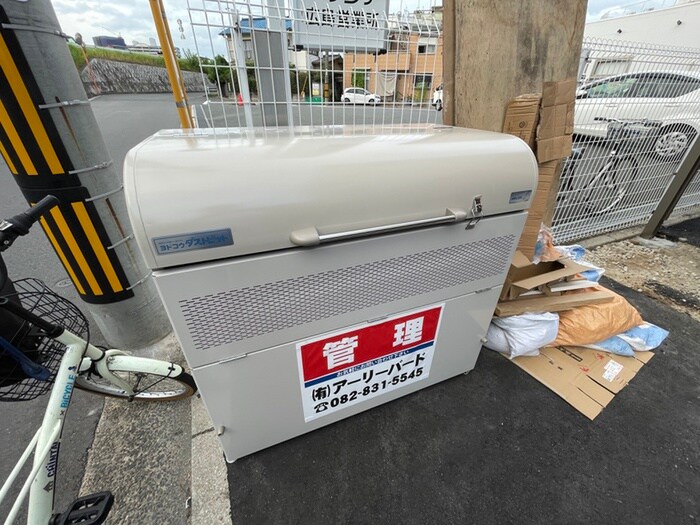 物件外観写真2　(建物設備)