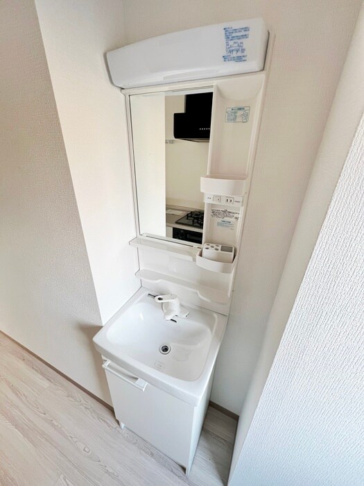 物件内観写真11　(洗面)