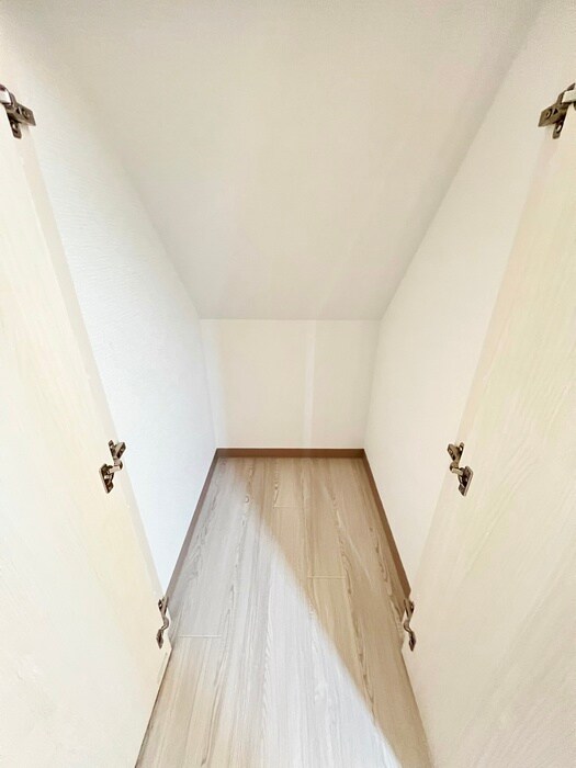 物件内観写真12　(収納)