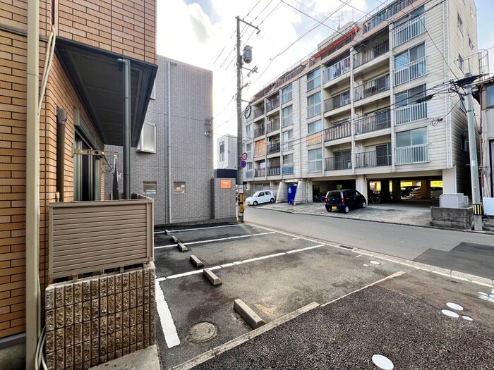 物件内観写真16　(室内からの展望)