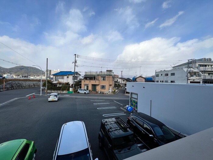 物件内観写真16　(室内からの展望)