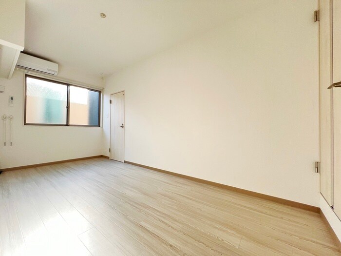 物件内観写真21　(居室)