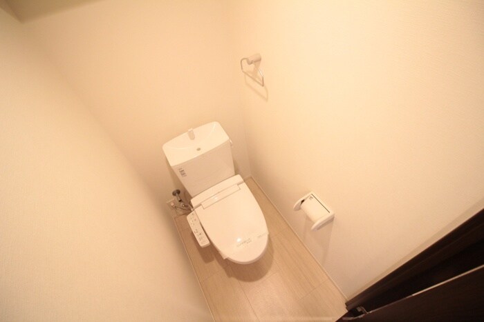 物件内観写真10　(トイレ)