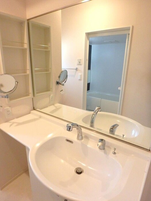 物件内観写真10　(洗面)