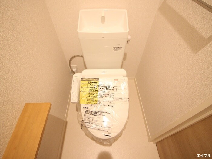 物件内観写真10　(トイレ)