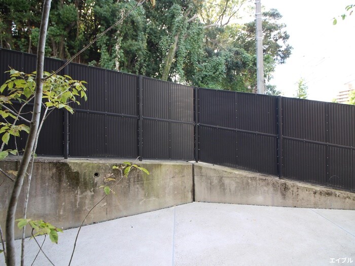 物件内観写真17　(室内からの展望)