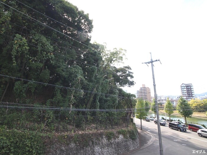 物件内観写真17　(室内からの展望)