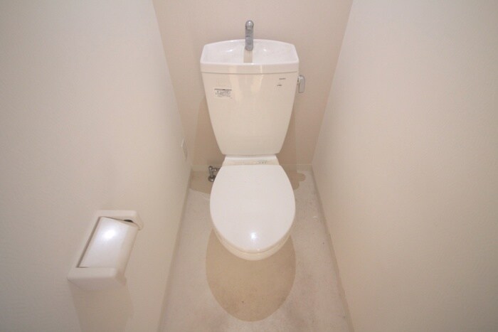 物件内観写真5　(トイレ)