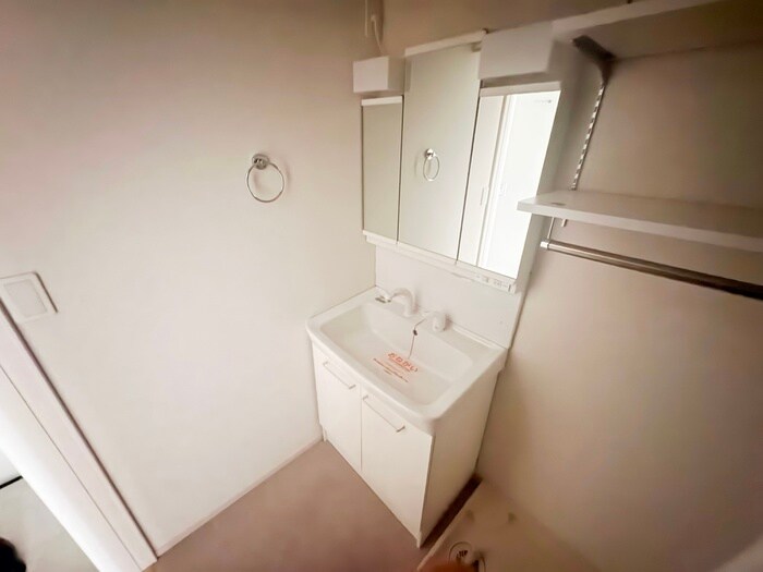 物件内観写真11　(洗面)