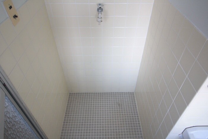 物件内観写真7　(洗濯機置場)