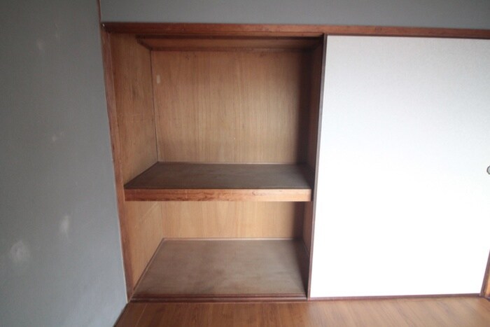 物件内観写真10　(収納)