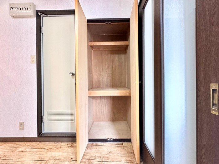 物件内観写真15　(収納)
