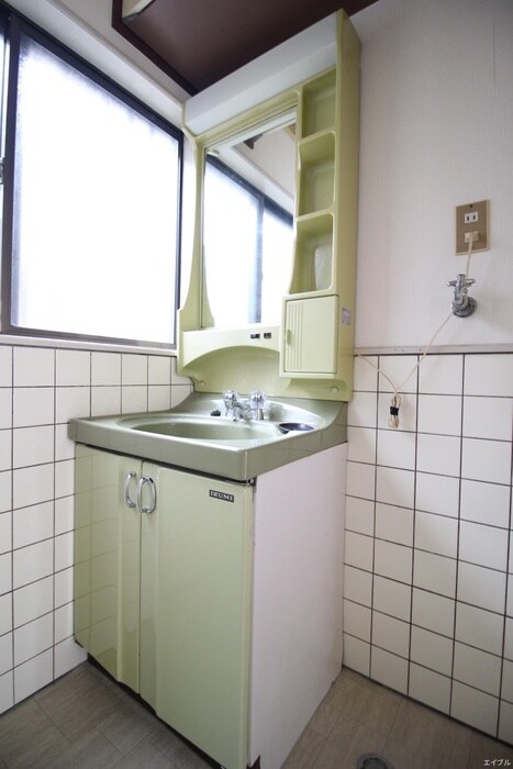 物件内観写真7　(洗面)