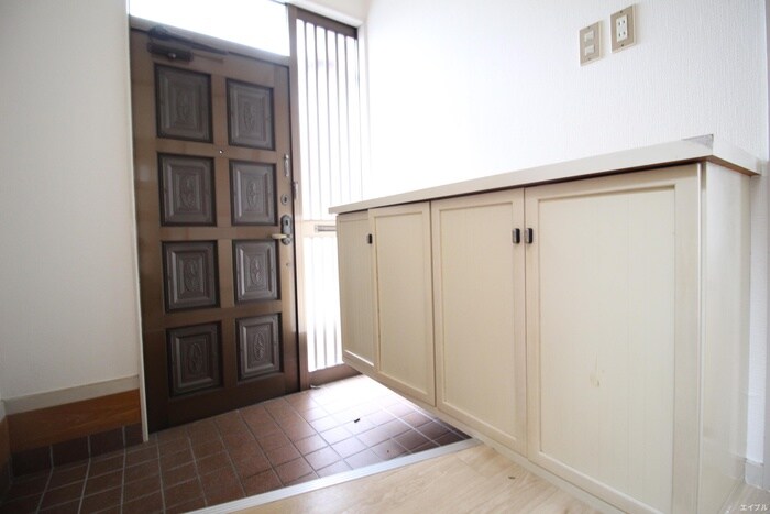 物件内観写真18　(靴箱)