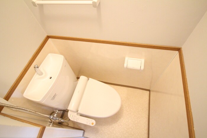 物件内観写真7　(トイレ)