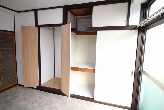 物件内観写真11　(収納)