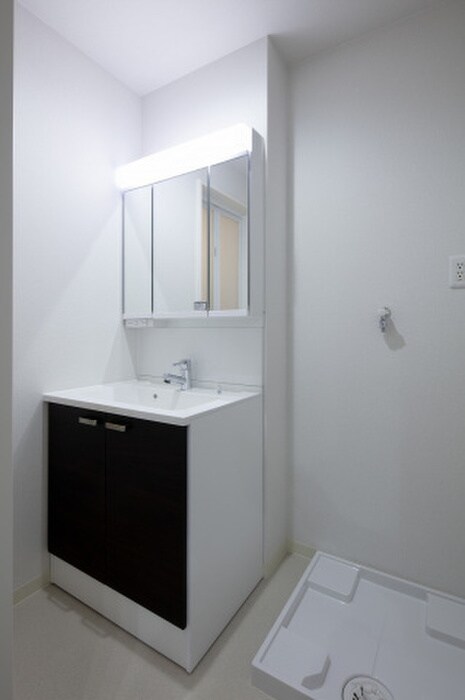 物件内観写真11　(洗面)