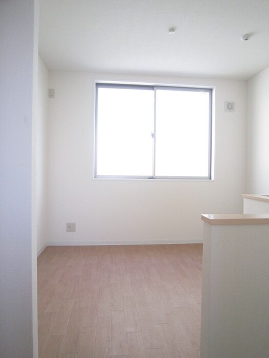 物件内観写真6　(居室)