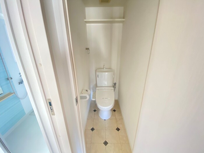 物件内観写真10　(トイレ)