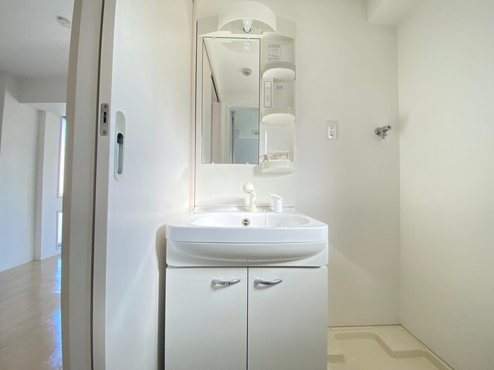 物件内観写真11　(洗面)