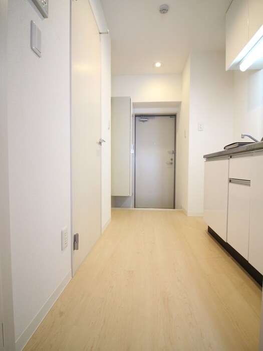物件内観写真13　(廊下)